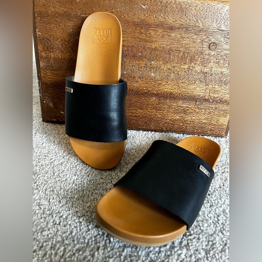 Reef black sliders